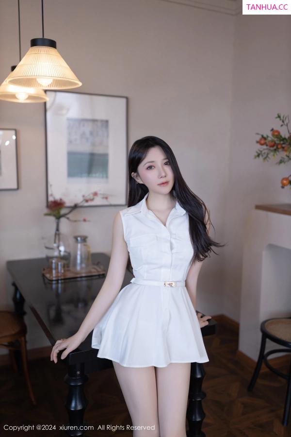 鱼子酱fish  [XiuRen]高清写真图 2024.03.29 No.8315 鱼子酱Fish 丝袜美腿第9张图片